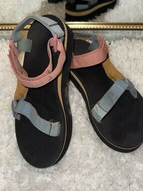 Teva Women's Multicolor Strap Sandals - Pink, Light Blue, Tan